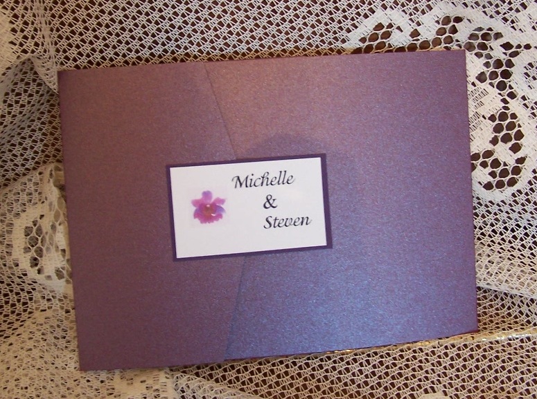 Ruby Pocket invitation with floral motif